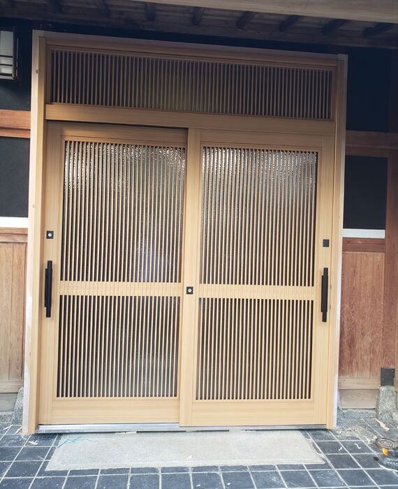 玄関の施工写真